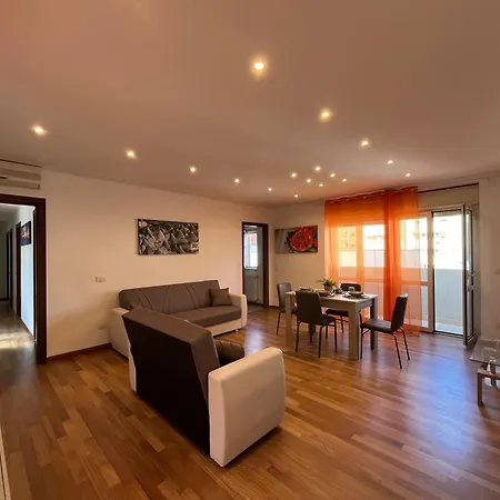Apartment Alfa Casa *