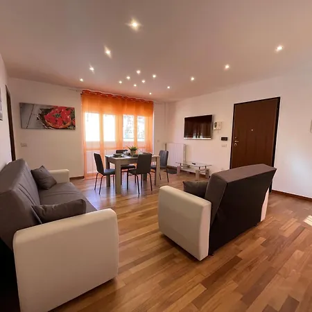 Apartment Alfa Casa *